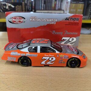 Action 2003 Benny Parsons #72 1973 Champion Victory Lap 1:24 Diecast Car